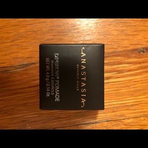 Anastasia Beverly Hills Dipbrow Pomade Dark Brown
